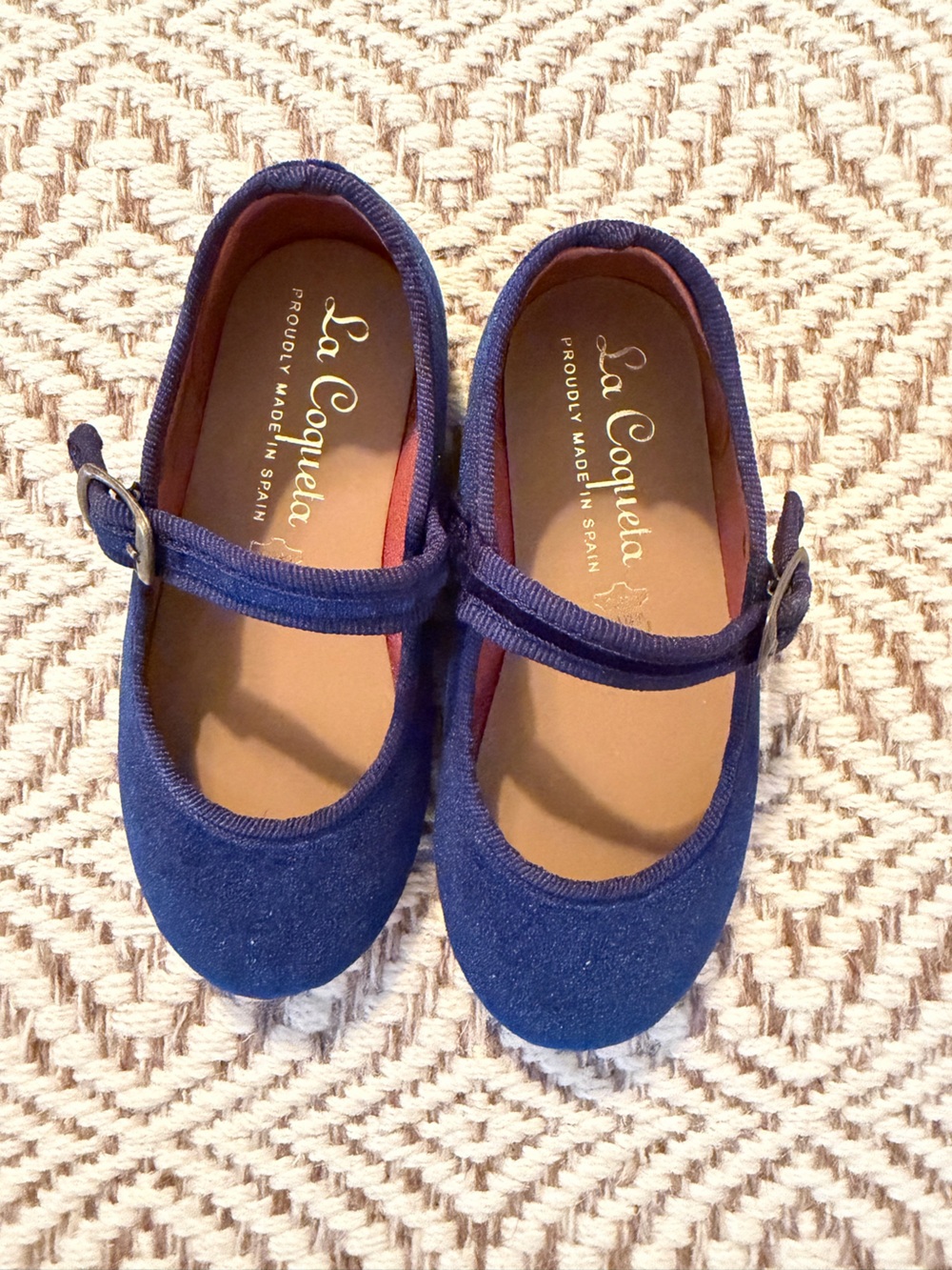NWT La Coqueta Navy Velvet Mary Jane